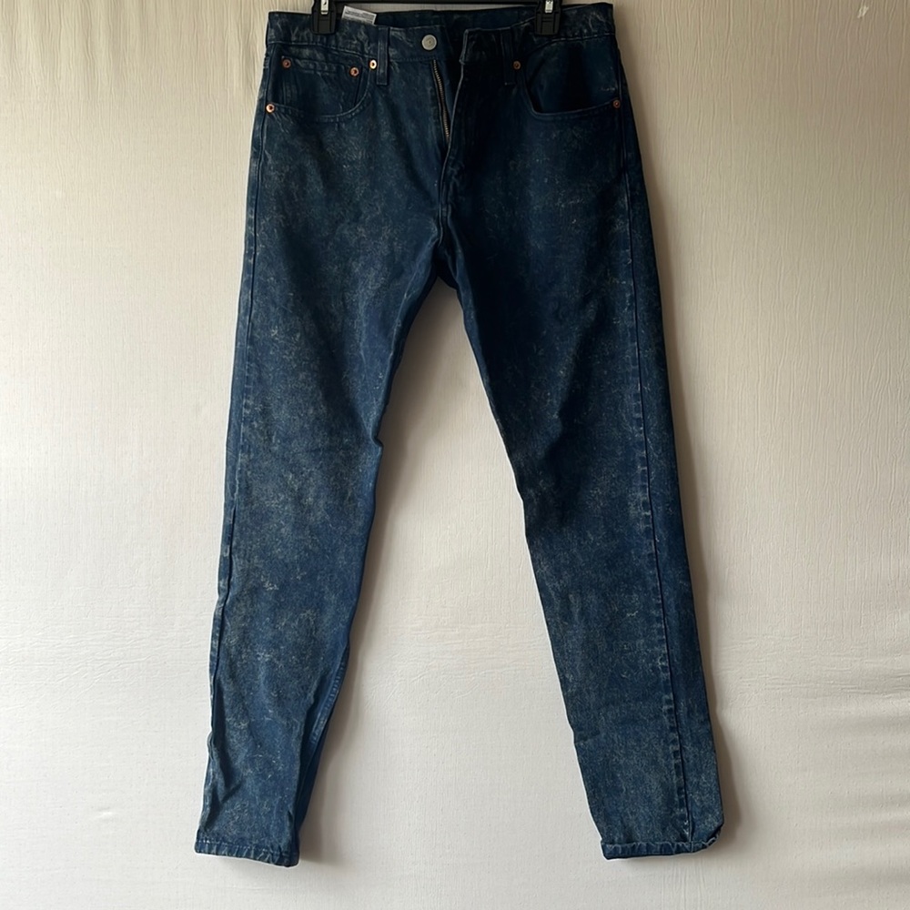 Levi’s blue acid wash look